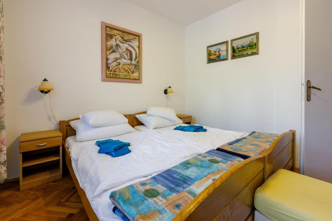 Apartments Villa 7 Crikvenica Exterior photo